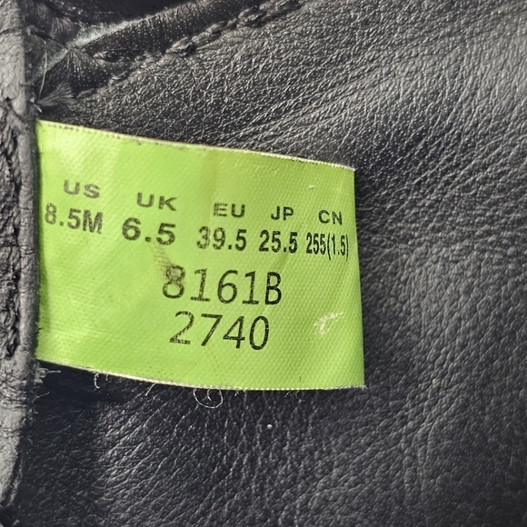 Timberland Women's 6-inch Premium Waterproof Black Leather Boot, EUC, size 8.5 - Picture 9 of 12